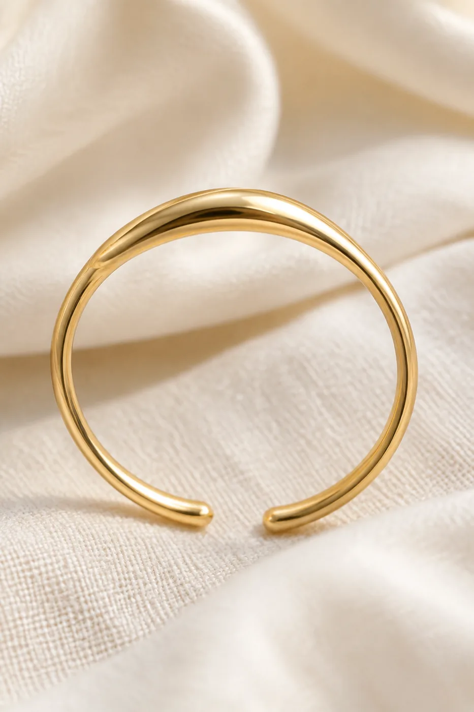 Open Curve Ring